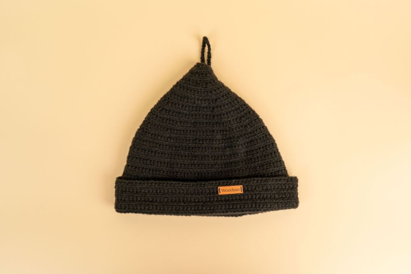 Шапка вязанная для бани Woodson Black line